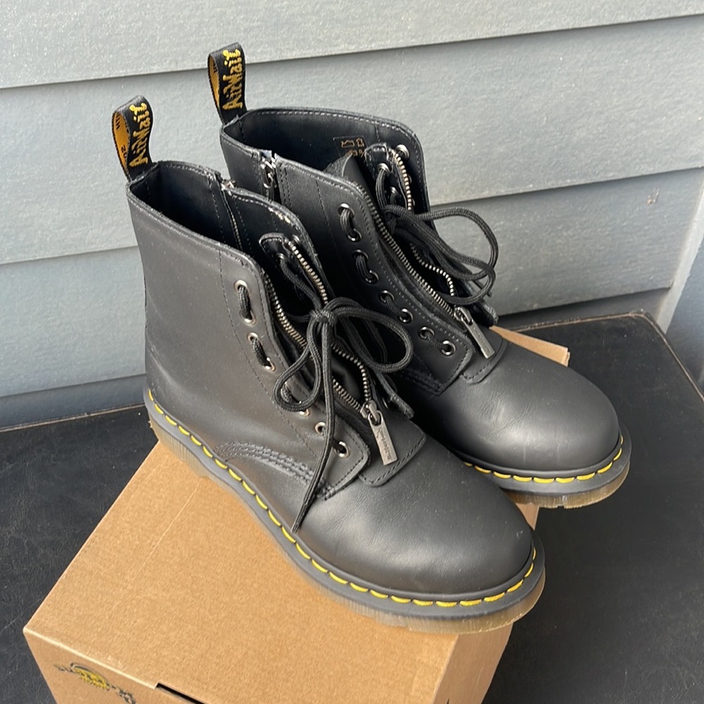 Dr Marten 1460 Pascal Smooth Black Leather Front Side Zip Combat Boots Womens 9